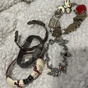 5 Children's bracelets