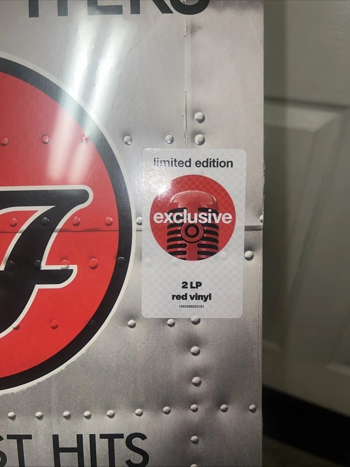 Foo Fighters ‘Greatest Hits’ -Target Ltd Ed 2xLP RED Colored Vinyl. New, Sealed - Image 2 of 2