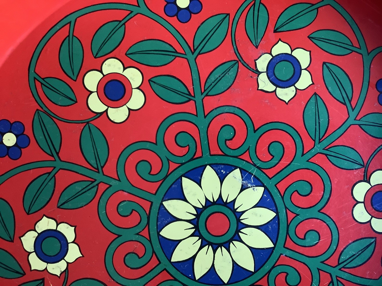 Vintage red metal tray. Floral 1960s 1970s image 3
