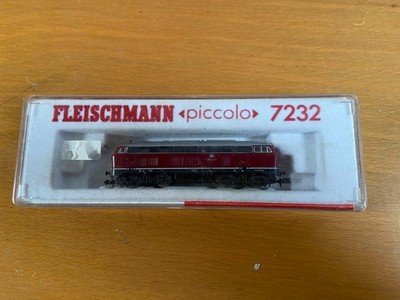 FLEISCHMANN 7232, BR 215 DB - MASSSTAB 1/160 GLEICH MINITRIX,ROCO,ARNOLD