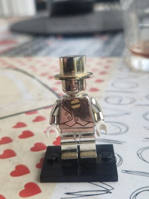 lego minifigures series 10 mr gold