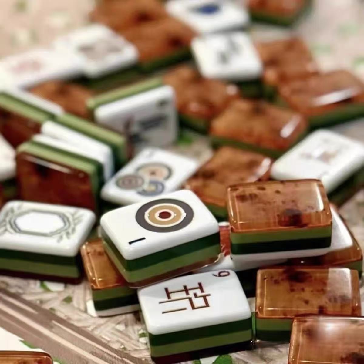 160 trendy wood-grain American mahjong tiles, 4 layers of acrylic engraving