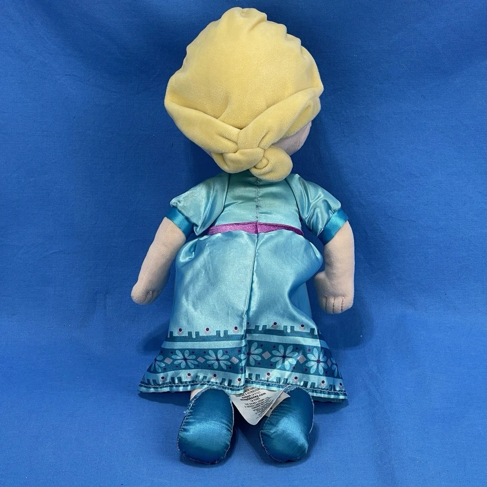 Conjunto de Pelúcia Boneca Infantil Anna & Elsa - Coleção de Animadores Disney Store - Leia - Imagem 4 de 4