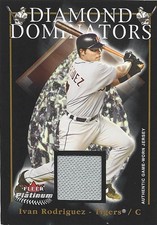 Ivan Pudge Rodriguez  2005 Fleer Platinum Diamond Dominators Jersey Gold /199