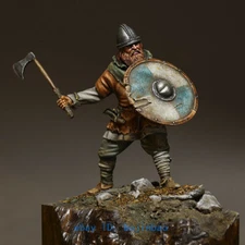 1/24 Scale 75mm Viking Warrior No Stand Resin Statue Unpainted Model Kits Figure