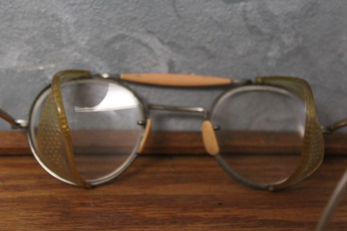 Vintage Willson Goggles Foldable Safety Glasses Welder? Thick Glass Steampunk - Picture 3 of 12