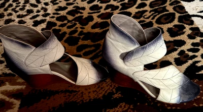 Laura Vita Damen Sandalen Keilabsatz Pumps Gr.38* Leder - Bild 1 von 4