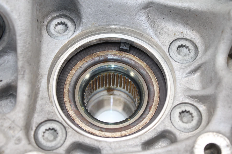 Audi SQ5 Q5 2018-2024 nudillo/husillo trasero izquierdo OEM NG34 Foto 2 de 4