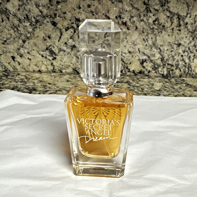 Victoria's Secret Angel Dream Perfume Spray, Regular Size 1.7 fl oz