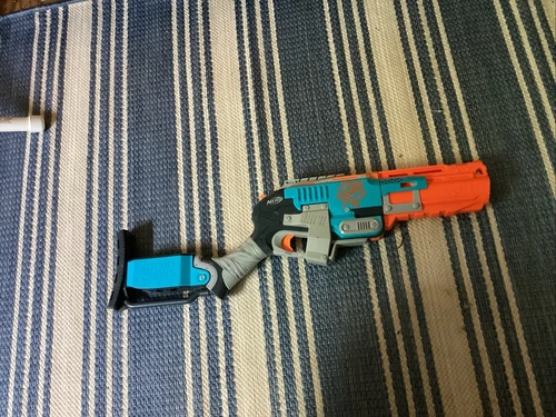 NERF Zombie Strike Sledgefire Blaster No Shells Good Condition