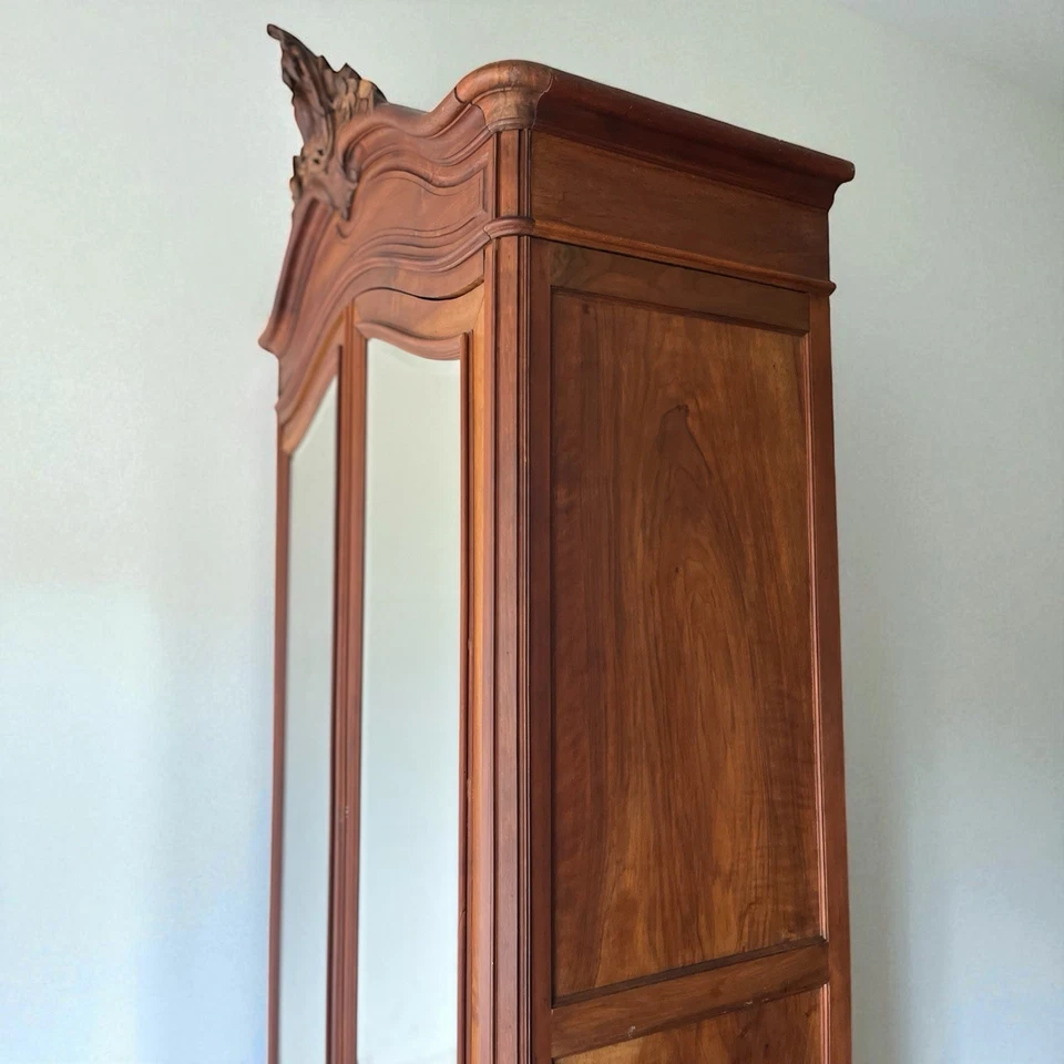 Armario antiguo rococó francés Luis XV doble puerta Foto 4 de 4