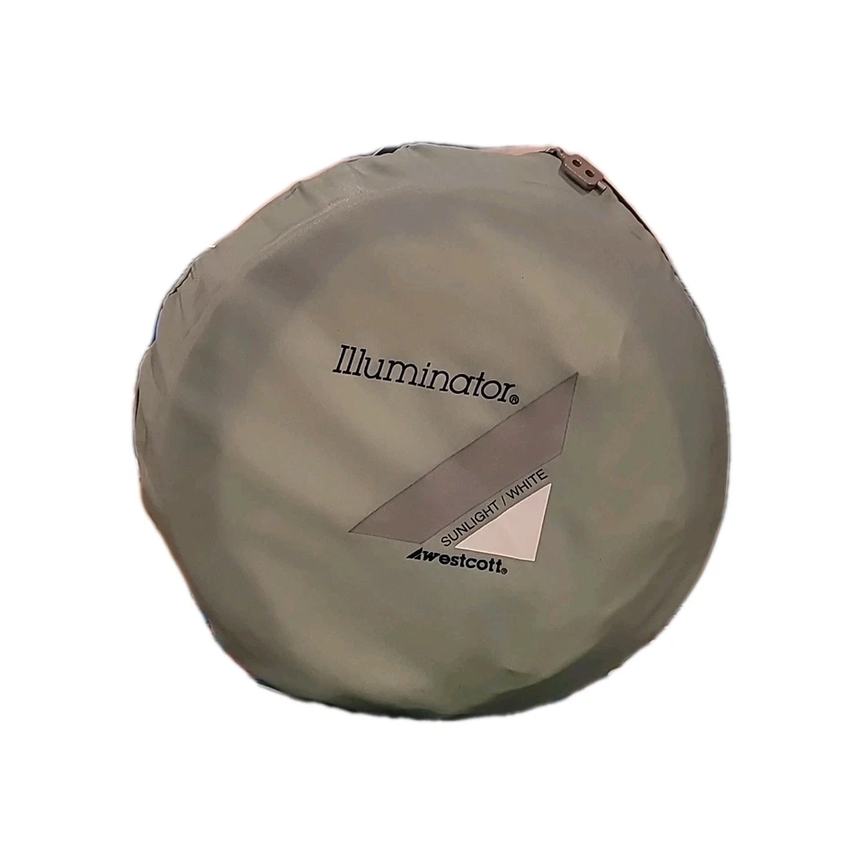 Westcott Illuminator- 30” Sunlight/White Reflector & Silver / Gold - Image 2 of 3