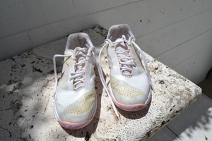 nike flywire tennis shoes