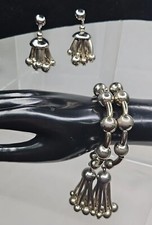 Vintage 1950's MONET Braclet & Earrings Set - "Grandeur" SilverTone