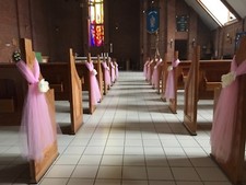 12 x Hochzeit Kirche Kirchenbank Enden Tüll Schleifen Dekoration.. Rosa mit Blume