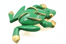 Fabulous Vintage Green Enamel Frog Pin