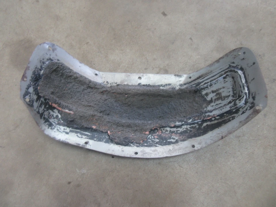 Studebaker President 1955 interior piso central joroba cubierta panel escudo acceso  Foto 2 de 2