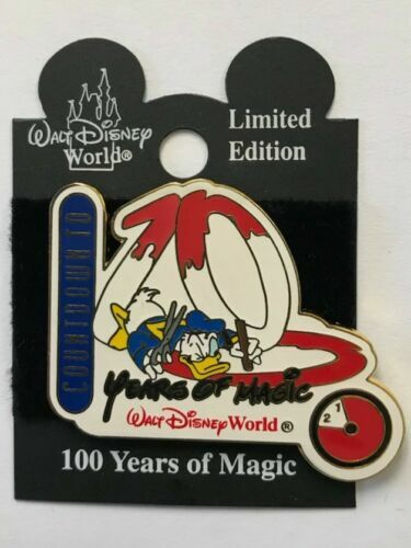 Walt Disney 2001 Pin Trading Artist Choice 3D 
