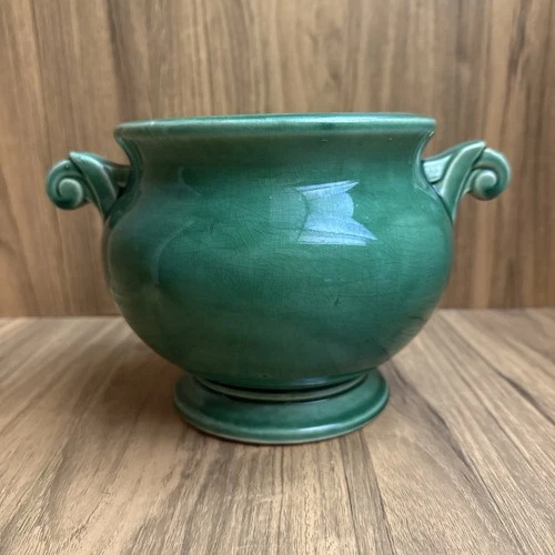 McCoy Vintage Green Glossy Planter - Pottery - Glaze Chip Or Defect?
