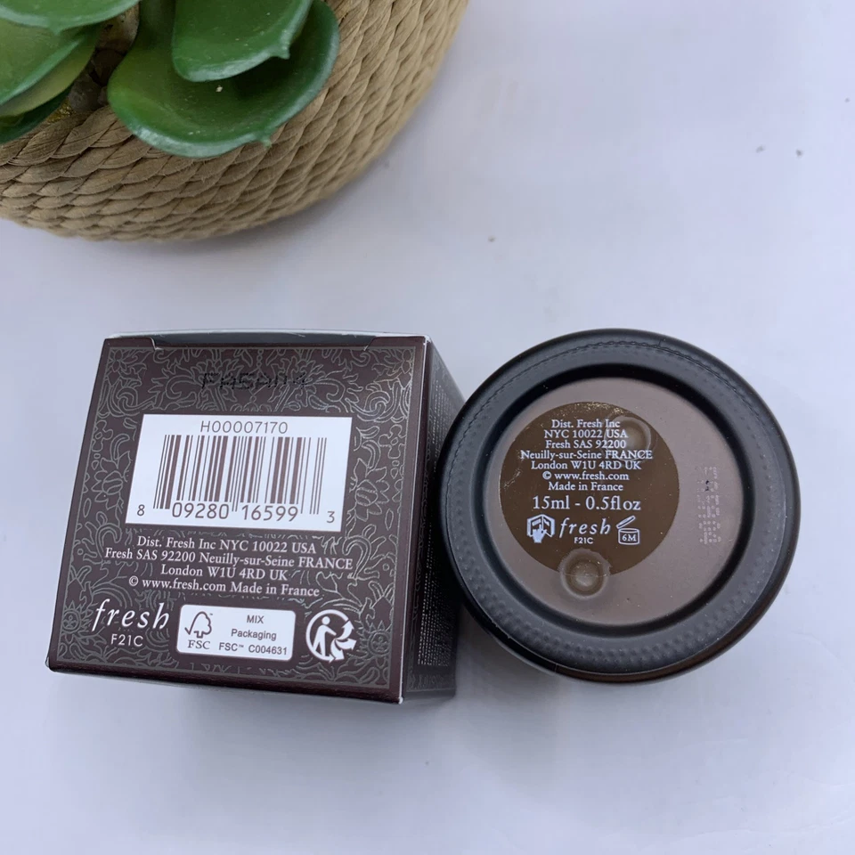 fresh Black Tea Age Renewal Eye Cream Anti-Wrinkle, Firm, Brighten 15ml/.5oz NEW - Image 3 of 3