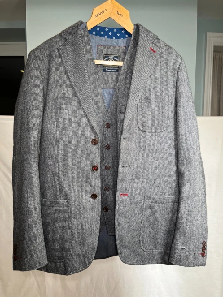 White Stuff Gentlemen’s Relish Wool Blend Jacket + Waistcoat Set Men's Size S - Image 3 of 4