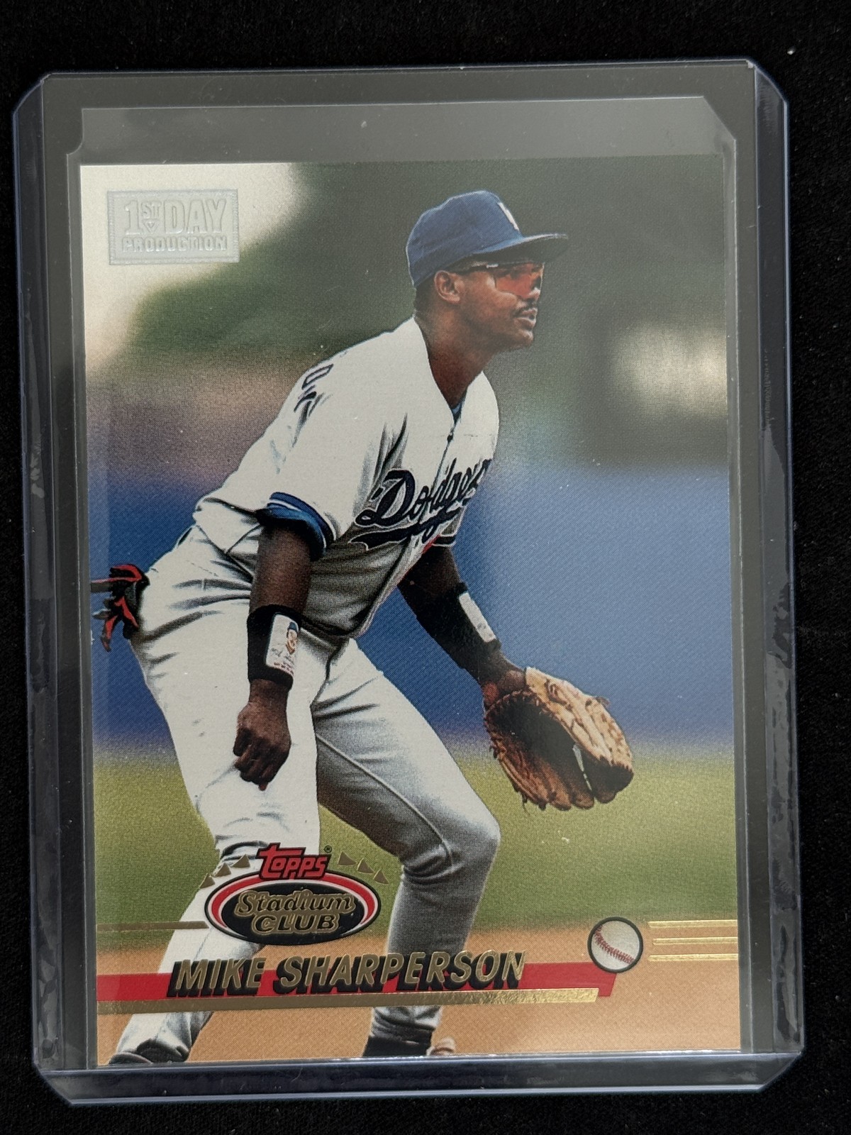 1993 Stadium Club #307 Mike Sharperson First Day Production