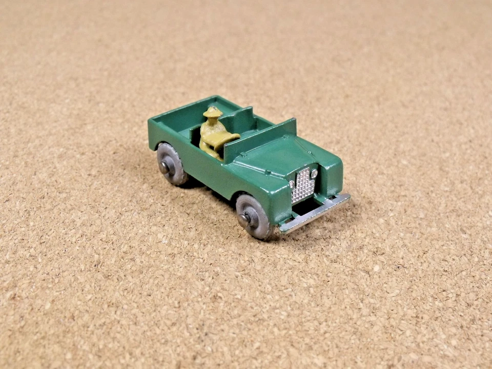 OLD VINTAGE LESNEY MATCHBOX # 12A LAND ROVER - Image 2 of 4
