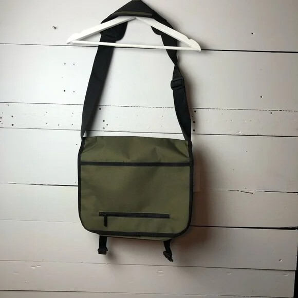 【VETEZE】Newtro Cross Bag Veteze Retro Cross Messenger Bag | eBay