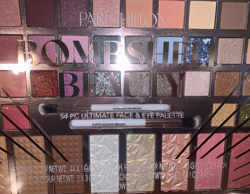 Paleta Paris Hilton Bombshell Beauty 54 piezas Ultimate Face & Eye Foto 3 de 4