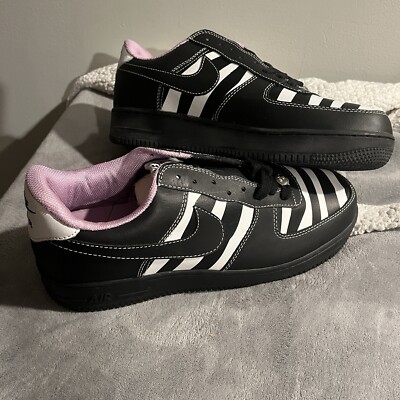 UNWORN  Nike Air Force 1 low zebras vintage 