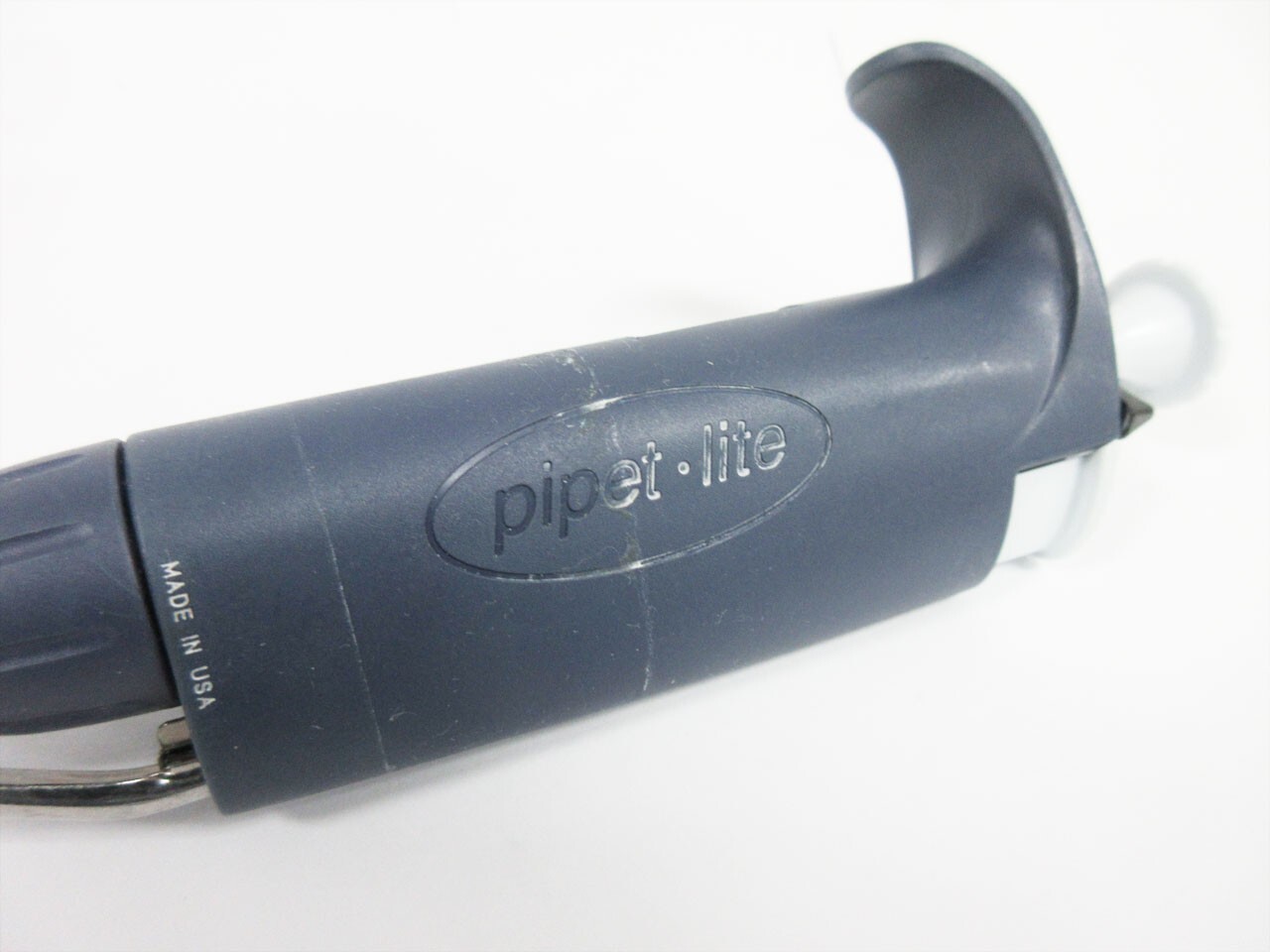 ONE RAININ PIPETLITE L20 1 CHANNEL PIPETTE LTS 2 20 uL PIPET