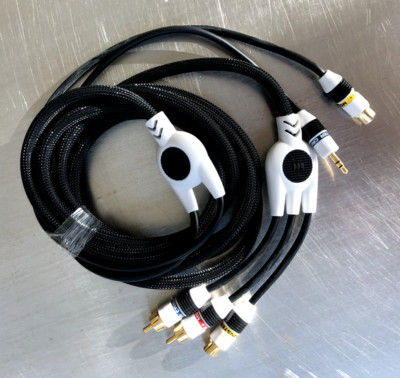 Monster iTV Link A/V Cable 10 ft For 15 in. & 17 in. PowerBook 126131-00