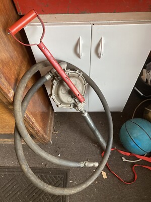 Groz Diaphragm Fuel Transfer Pump. 3/4  19mm Anti Static Fuel Hose.