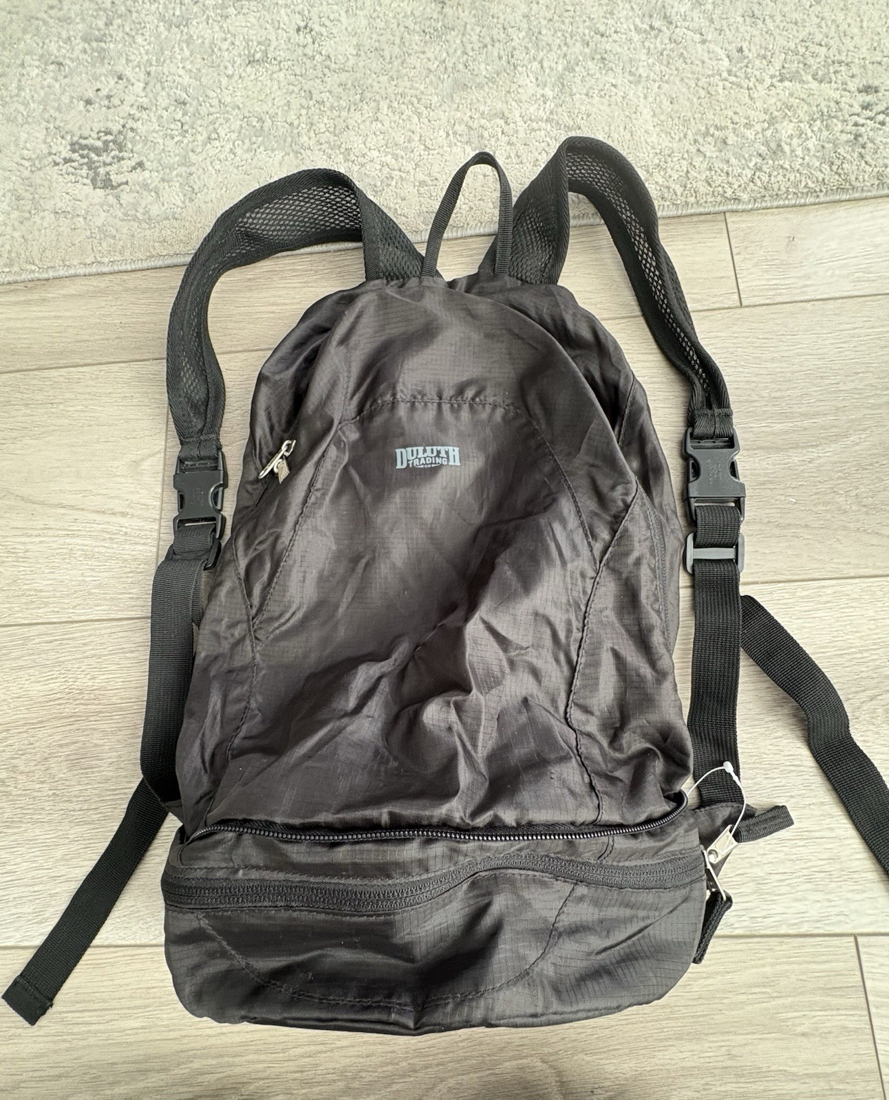 duluth trading  lightweit backpack packable - image 3