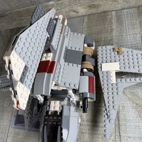LEGO 8096 Star Wars: Emperor Palpatine's Shuttle - 99% Complete Read Description