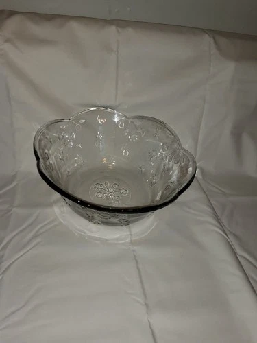 11" Salad Bowl Savannah Clear by Anchor Hocking Vintage Discontinued
