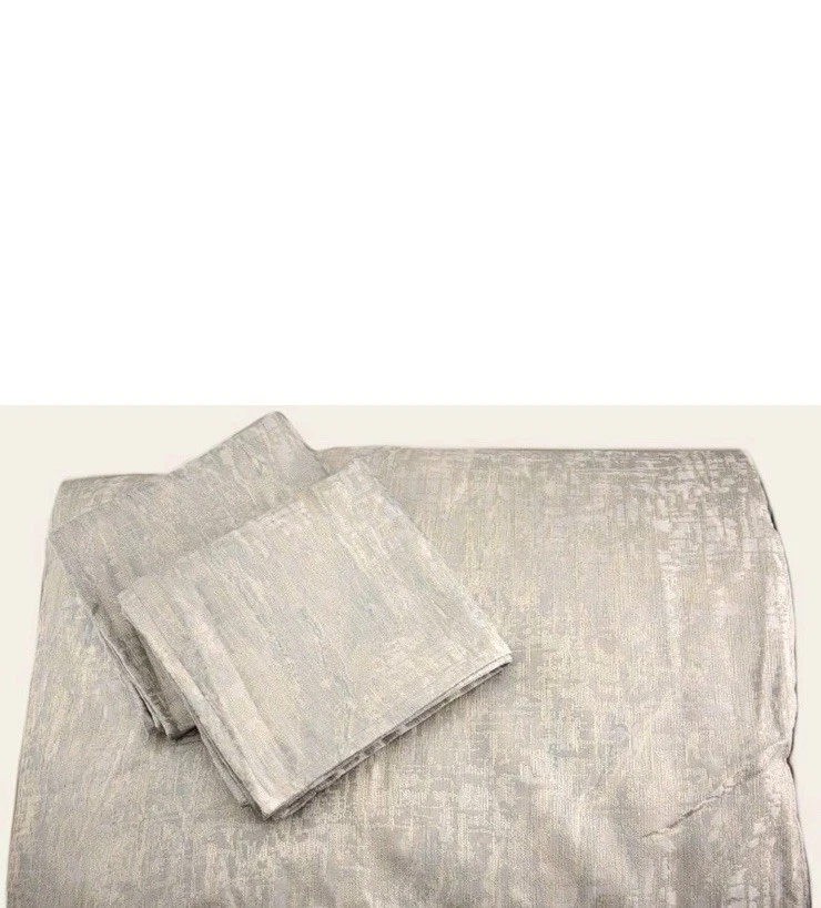 Juego de edredón y fundas de almohada plateado Hotel Collection Iridiscent FULL/QUEEN Foto 2 de 4