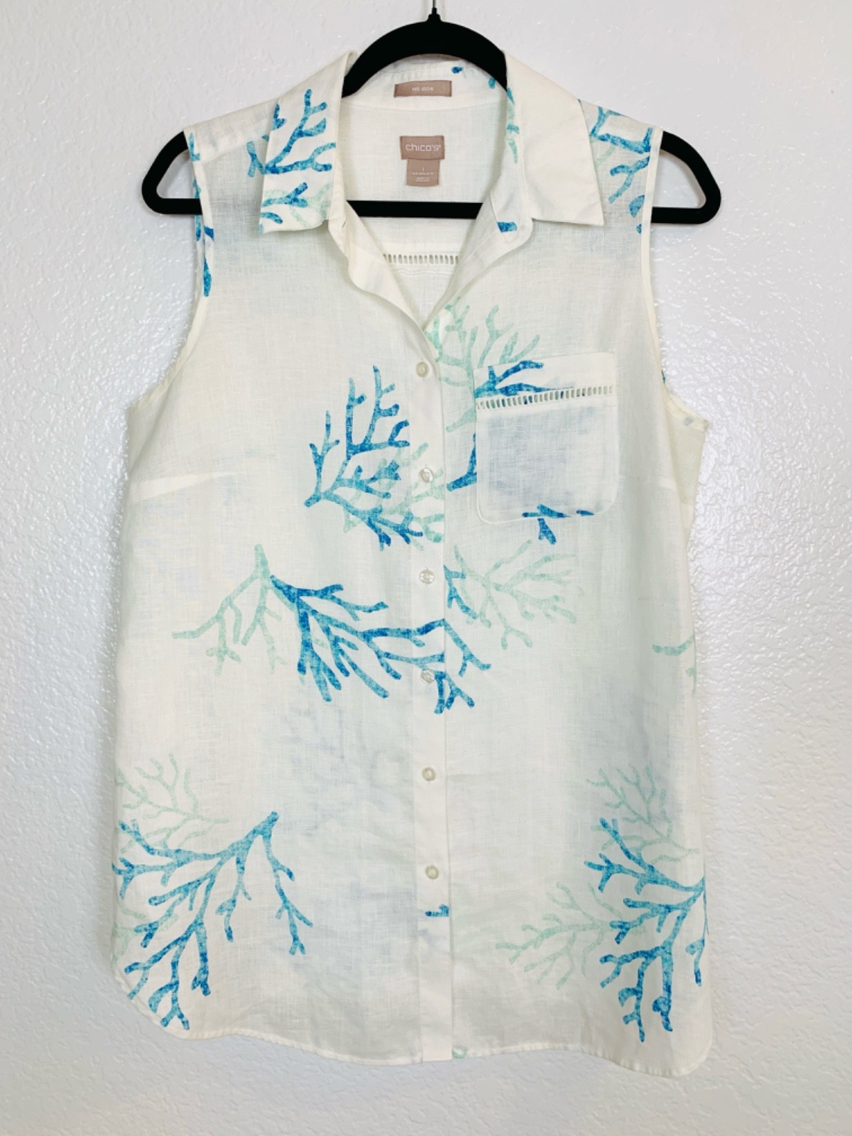 Chico's Linen Sleeveless Button Down Top Size 1/Medium 8-10 Blue Coral Print