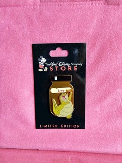 Disney DEC D23 Color Shades of Magic Paint Jar Louis LE 400 Pin