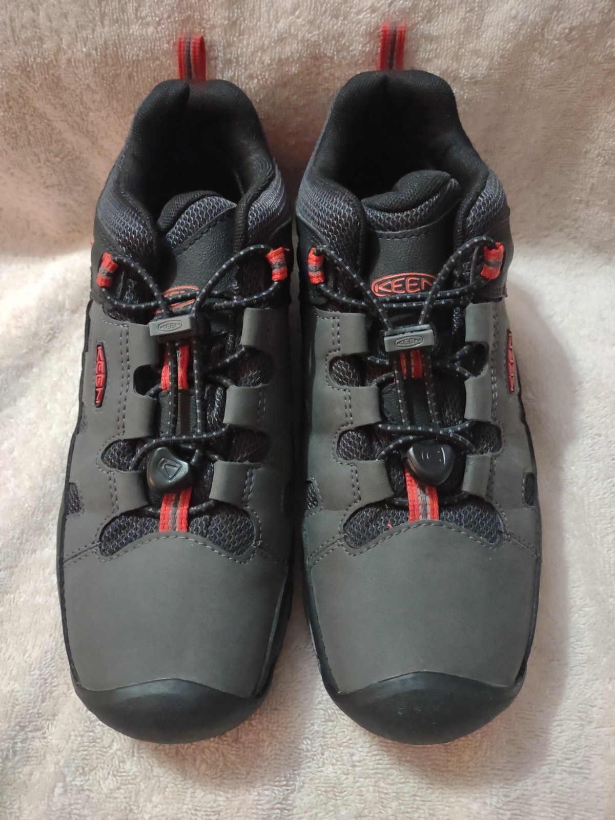 Scarpe basse Keen Targhee giovanili taglia 5 grigio rosso sneakers da trekking