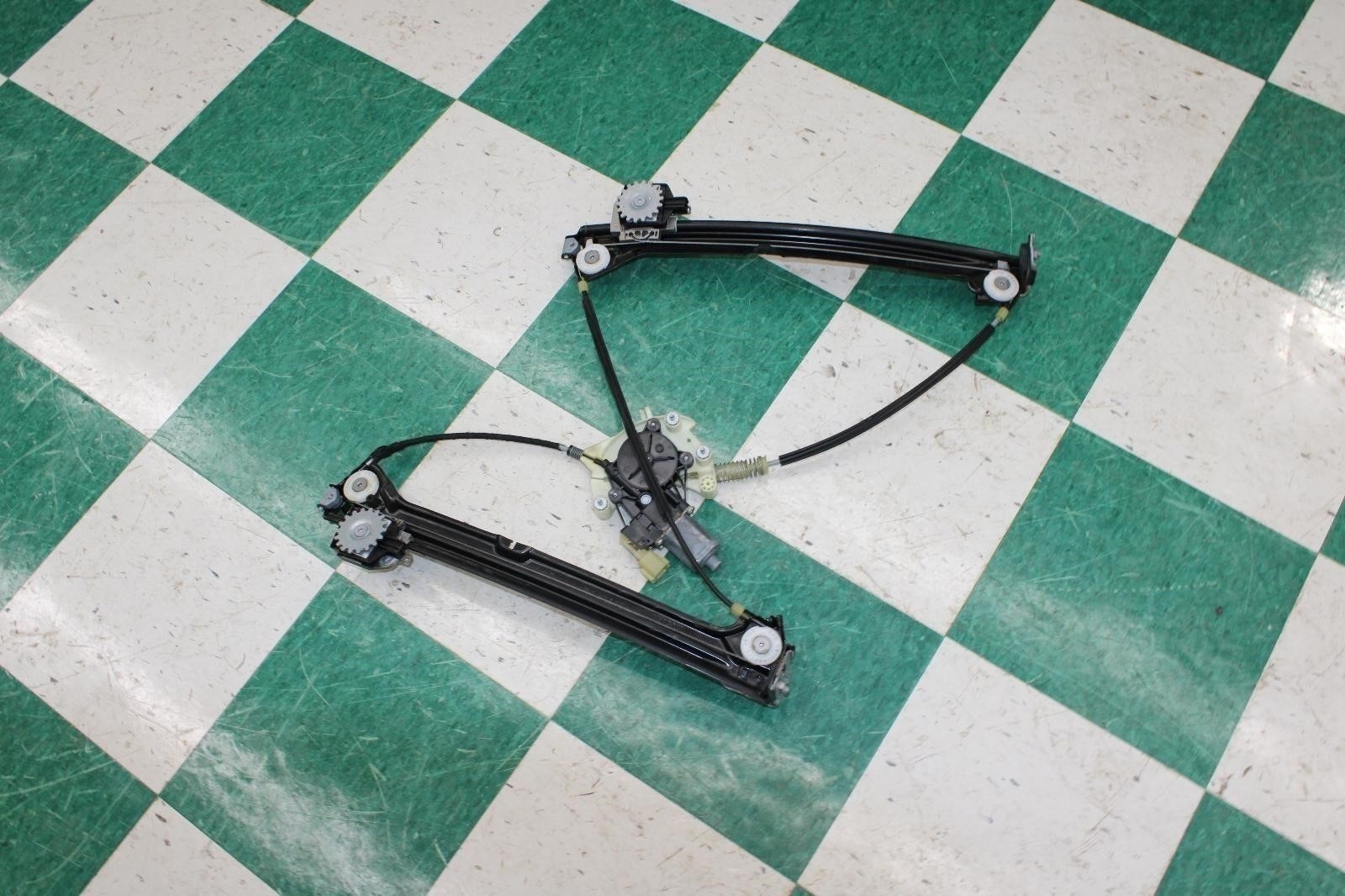 Maserati Ghibli 2014-2021 Rear Right Window regulator