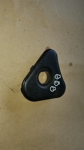 Bobcat 7000443 G series RH control panel key insert