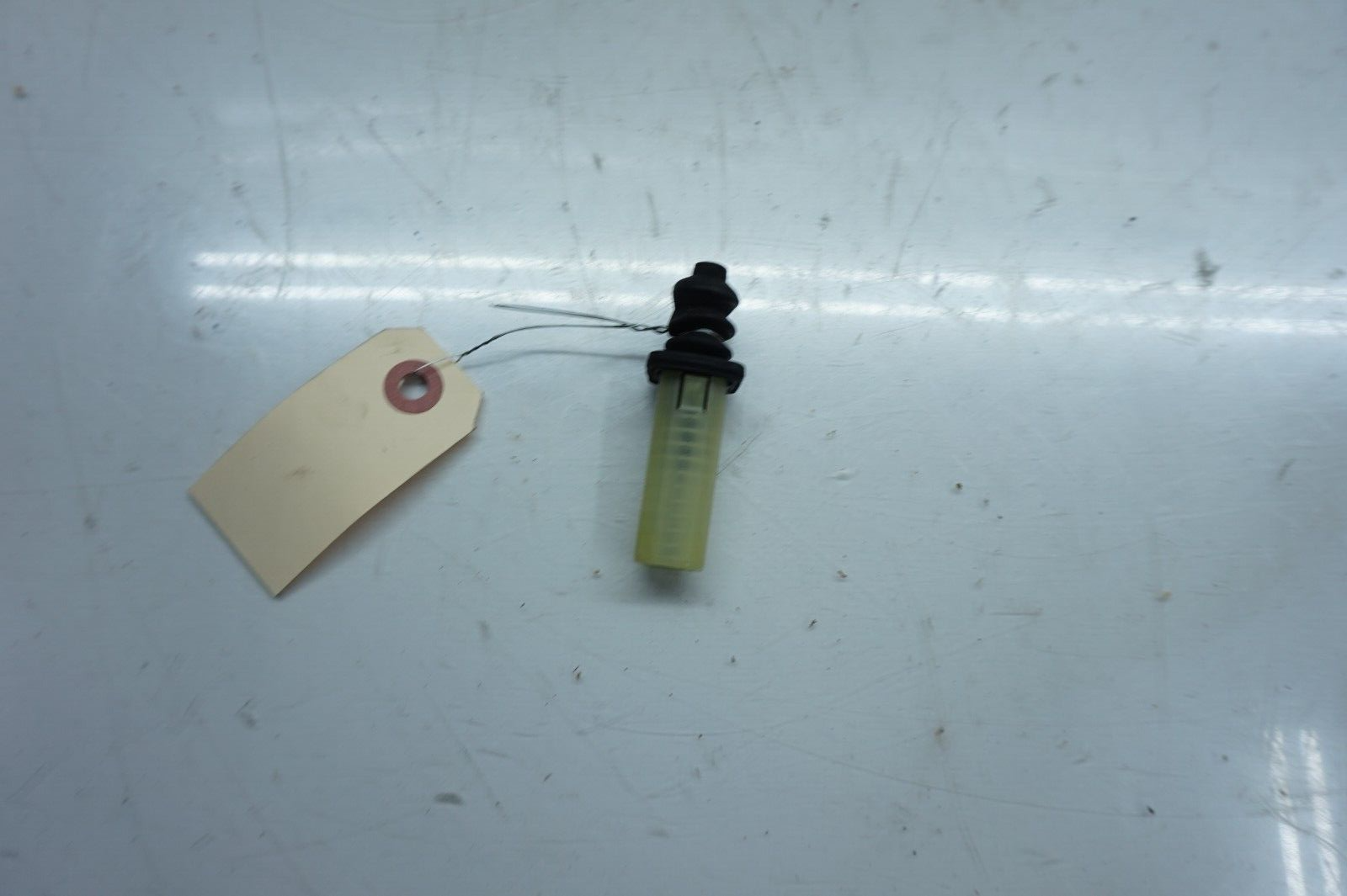 20112017 Infiniti QX56 QX80 OEM Gas Door Damper eBay