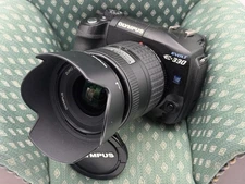 Olympus EVOLT E-330 Digital SLR Camera 7.5 MP 14-45mm f3.5-5.6 Lens Tested Works