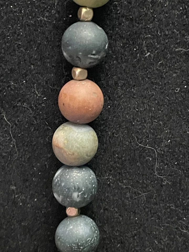 Collar con cuentas de ágata india mate cadena tono dorado piedra natural boho Foto 2 de 4