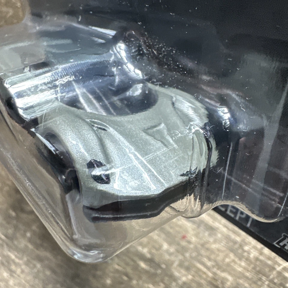 2021 Hot Wheels Premium No Time To Die 007 Aston Martin Valhalla Concept - Image 3 of 4