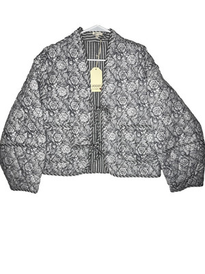 NWT Jodifil Black & White Print Quilted Jacket Size Medium 