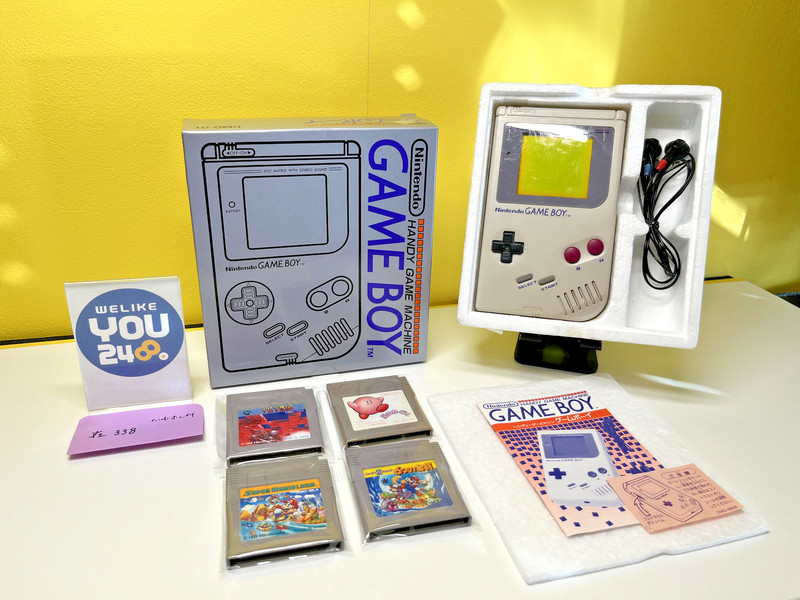 NINTENDO GAME BOY Classic Console DMG-01 w/ Box + 4-Soft  Good-condition