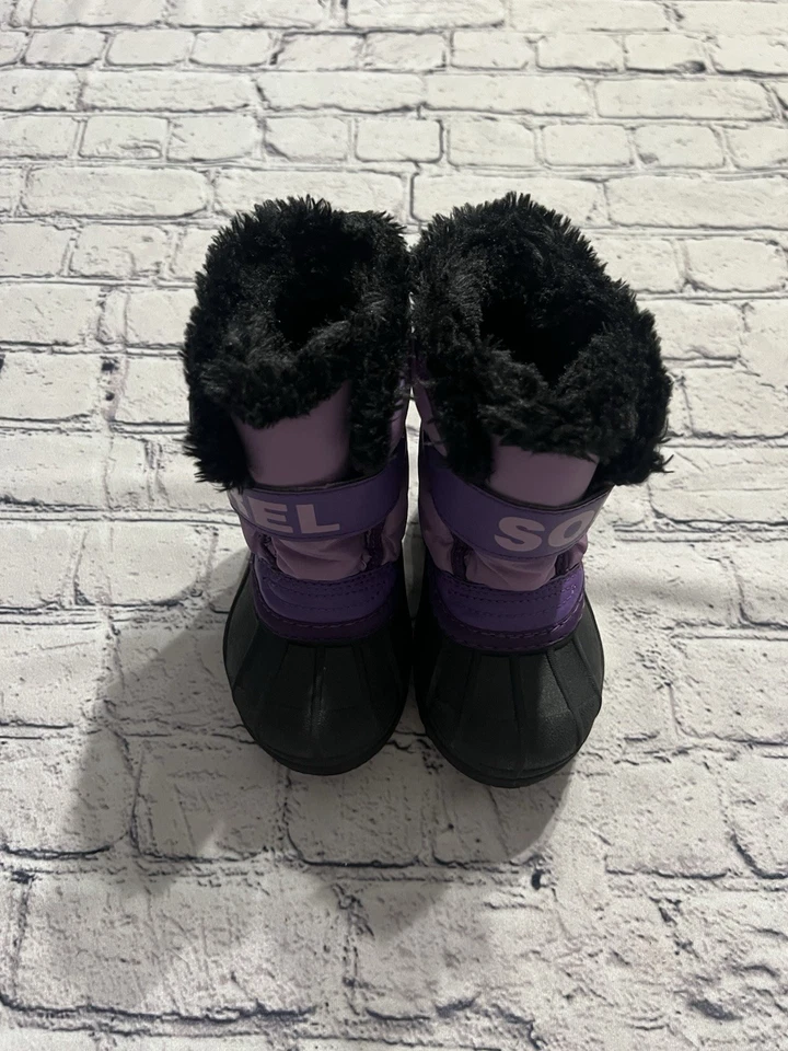 Botas de Nieve Sorel Commander Talla US 7/EUR 24 Foto 2 de 4