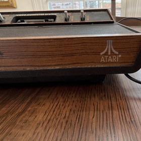 Atari 2600 Home Console RF Connectivity Paddle Joystick Controllers Included